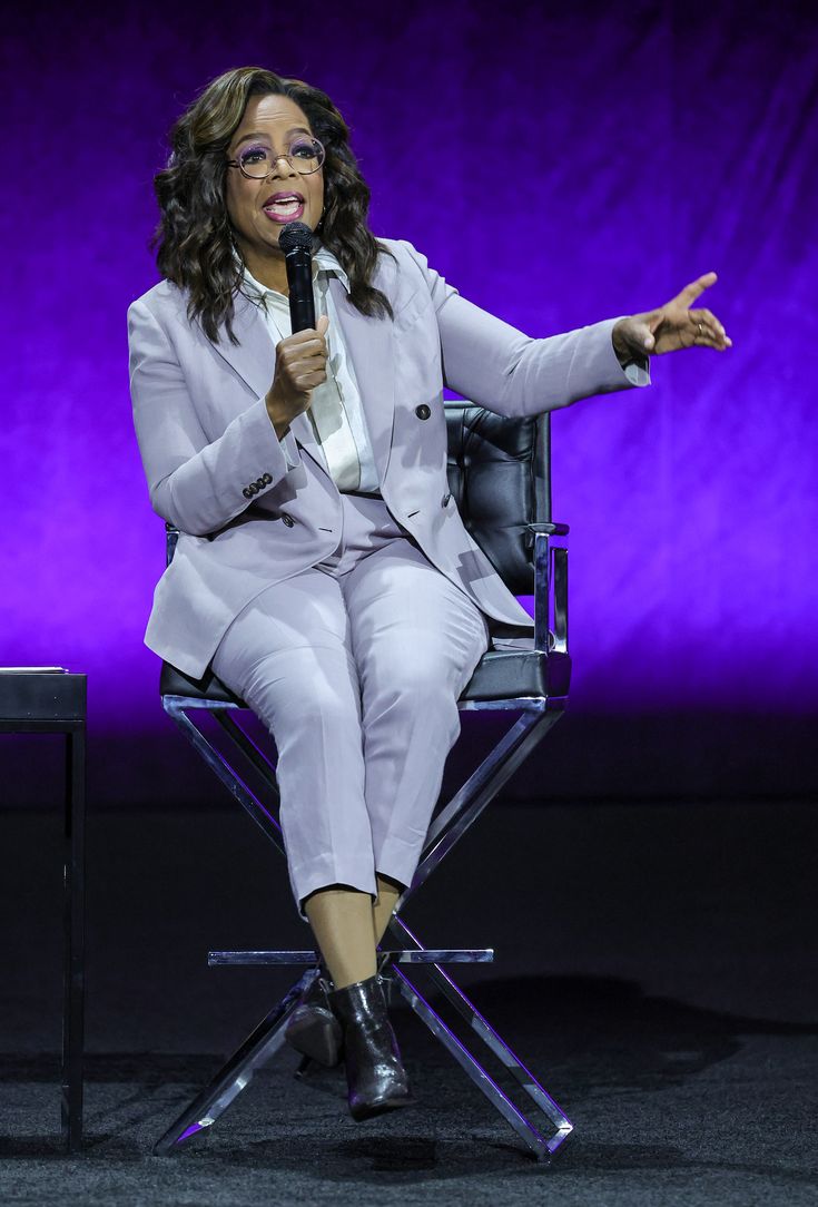 Oprah Winfrey Biography: The Legacy of a Media Mogul and Humanitarian