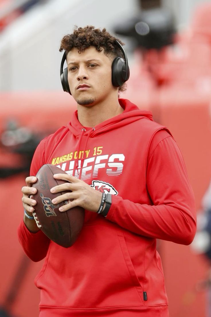 Patrick Mahomes Biography: NFL Superstar, MVP & Super Bowl Champion