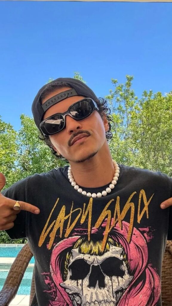 Biography of Bruno Mars: The Funk-Pop Superstar of Our Generation