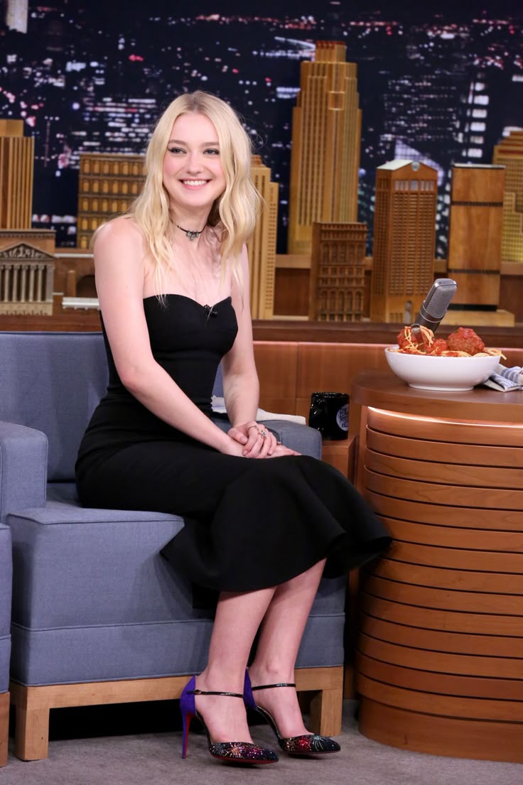 Dakota Fanning Biography, Movies, Early Life, Career & Net Worth (2025)