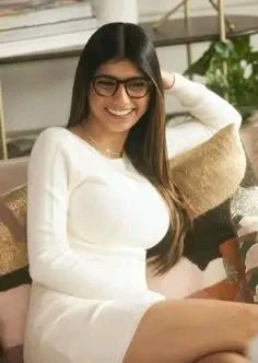 Biography of Mia Khalifa: From Adult Film Fame to Social Media Influencer