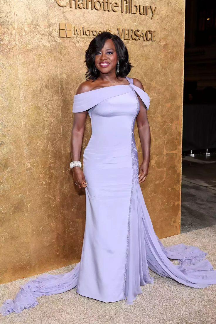 Viola Davis accepting Oscar for Best Supporting Actress in Fences
